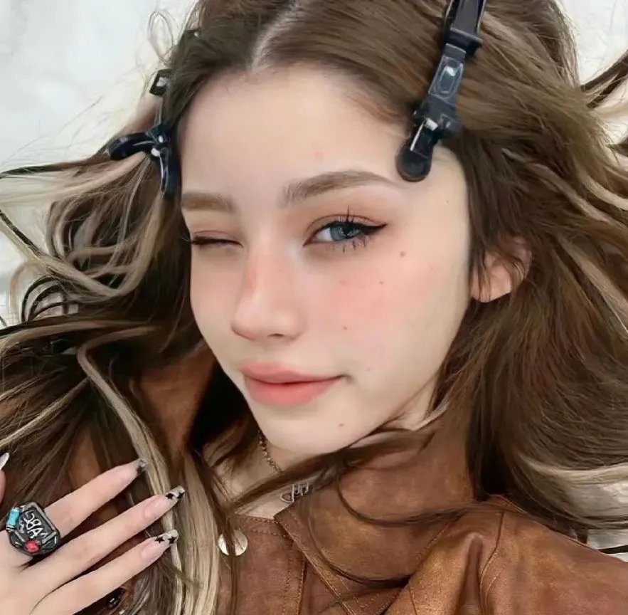 胭脂水粉粤语